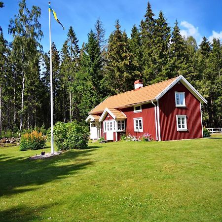 Torpet Norra Lundasen Fristad Exterior photo
